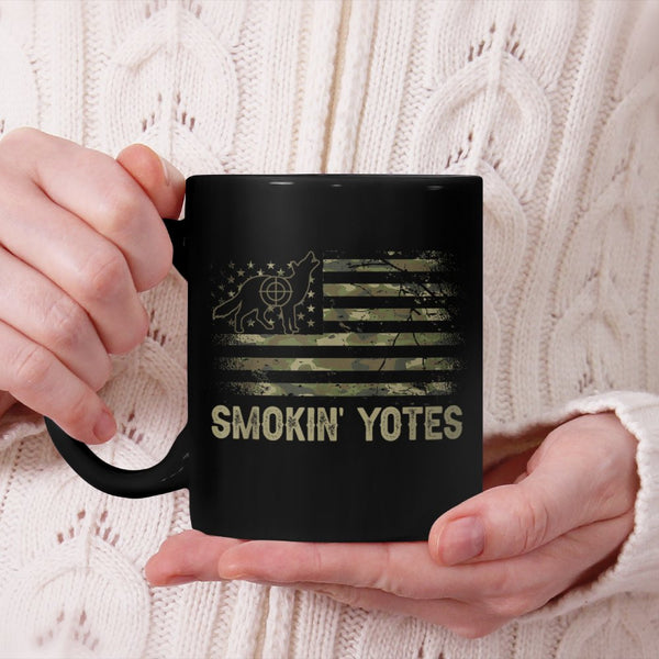 Coyote Hunting Patriotic American Flag Yote Hunter Coyote Beverage Mug